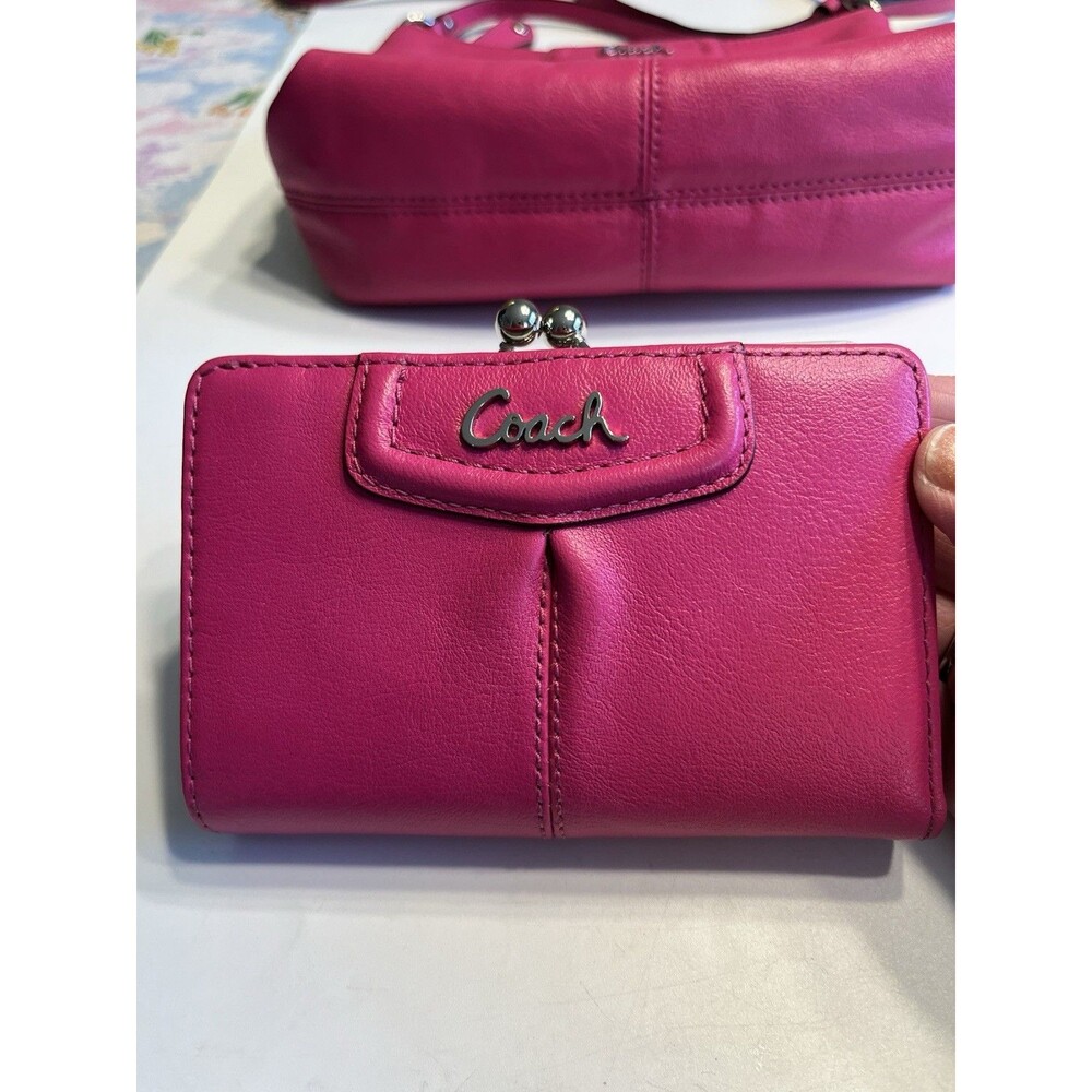 2pc Coach Pink Leather Shoulder Crossbody Handbag Purse w Matching Wallet - Picture 12 of 16